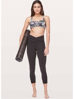 Lululemon Free To Be Bra (Wild) Dappled Daze Multi / Pink Glow 4